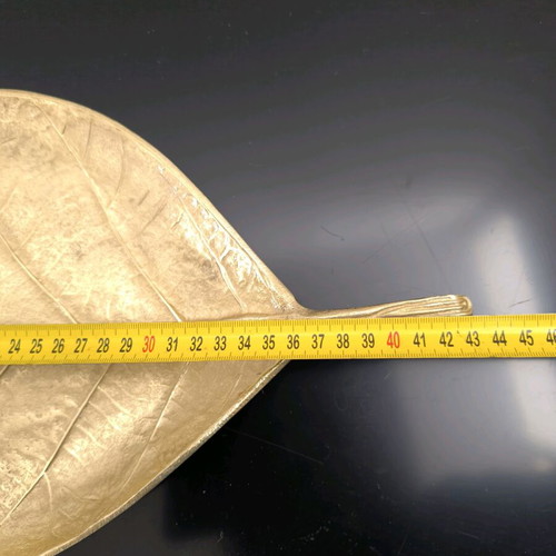 Decorative tray shaped like a feather like new