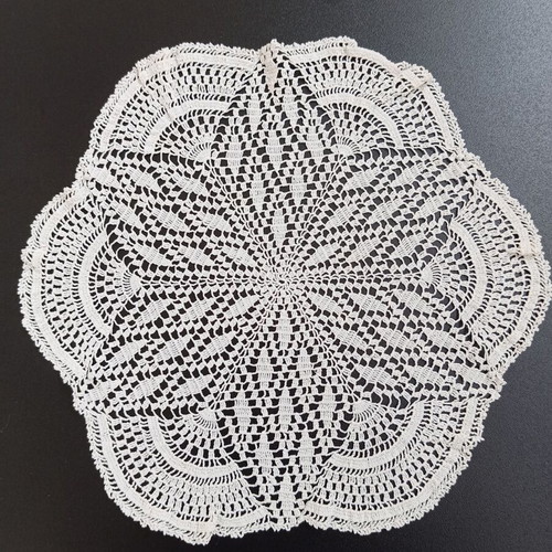 Cretan handmade doily, vintage