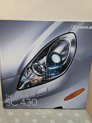 Lexus SC 430 използвана цветна книга с 95 страници