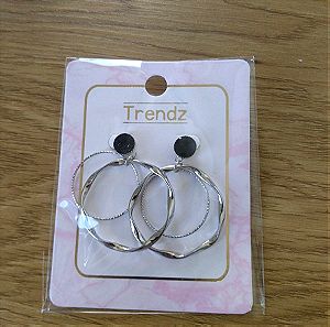 Trendz women earring black silver color gift