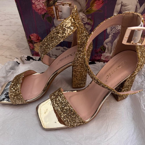 Danic No 37 heels used, gold color in very good condition