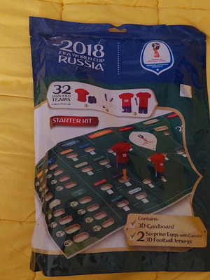 2018 FIFA World Cup Russia 3D cardboard new, 2 surprise eggs sealed