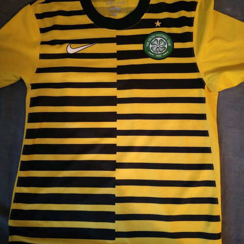 Celtic Scotland Football Jersey like new, authentic, size small