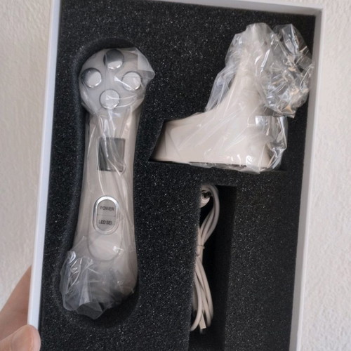 Ultrasonic anti-aging device new with phototherapy