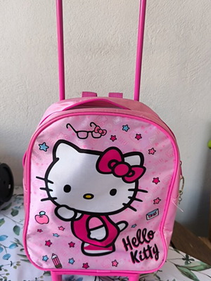 Hello Kitty Trolley Bag for Toddler like new