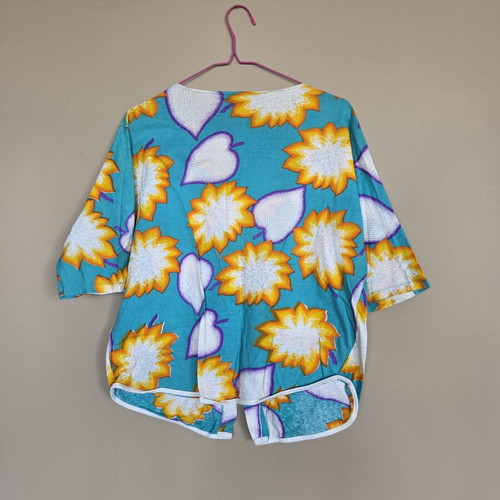 Caribou women's shirt like new, turquoise and orange