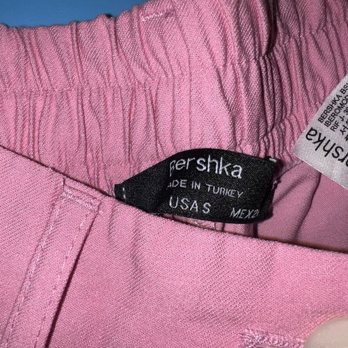 Παντελόνι γυναικείο Bershka νούμερο S σαν καινούριο, ροζ