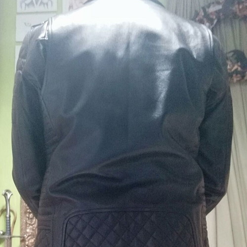 Leather jacket like new, black, size M-L