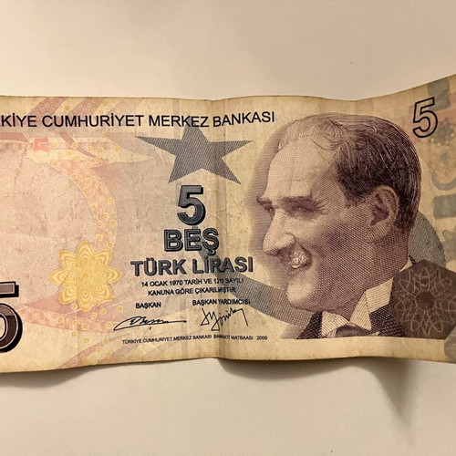 Paper money used, collectible set of 6 from North Africa and Middle East