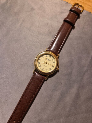 Casio LTP-1006 Vintage Gold σαν καινούργιο με δερμάτινο λουράκι