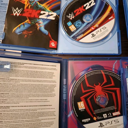 PS5 game pack with Lego Star Wars, W2K22 and Destruction Allstars, like new