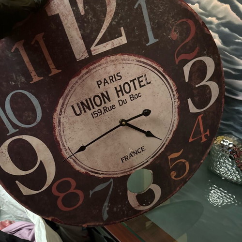 Retro decorative wall clock Paris Union Hotel like new