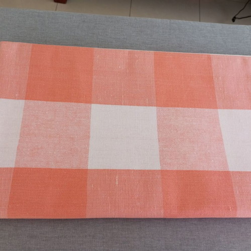 Gingham Tablecloth salmon/peach 147x170 cm like new