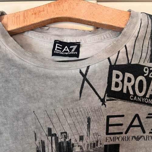 T shirt Emporio Armani used, size M, beige