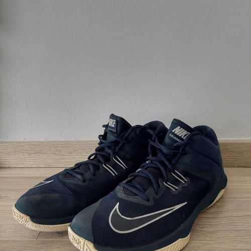 Nike Air Versitile II basketball shoes size 45, blue