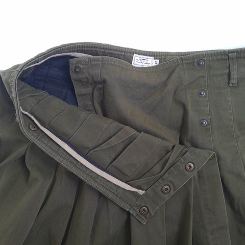 Thomas Burberry women's vintage pleated skirt size 42 / L / XL, green