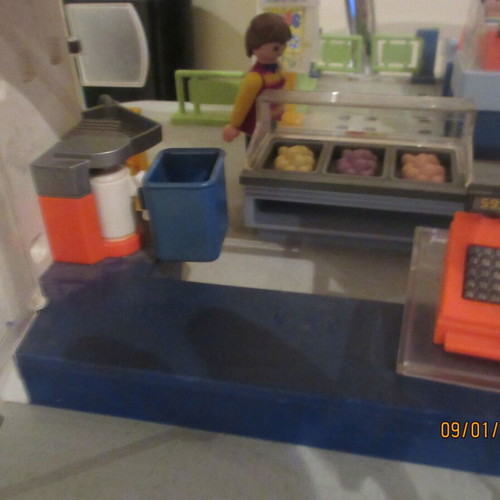 Playmobil Supermarket set 90s used