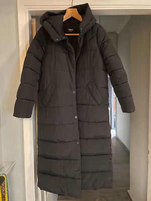 Puffer jacket Only long like new, black, size L