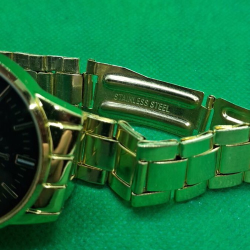 Geneva gold watch unisex, new