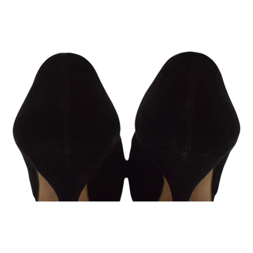 Gucci Black Suede Platform Pumps Used, Size 39