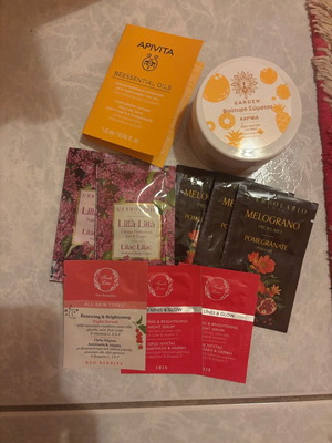 Cream in excellent condition, body butter used once