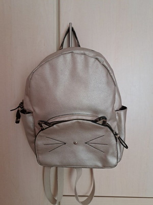 Cat backpack from Accessorize used, silver