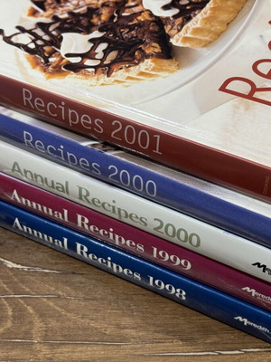 Cookbook collection of 5 hardcover books like new, American cuisine