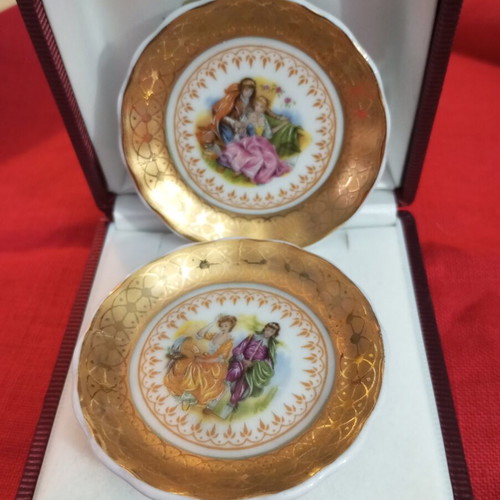 Limoges vintage porcelain miniature plate set used