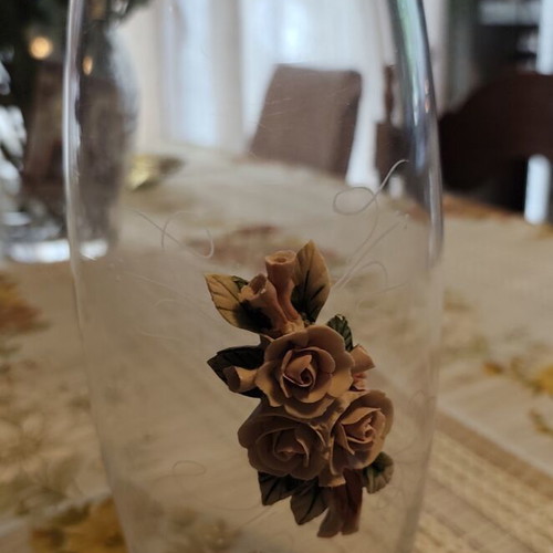 Vase with embossed flowers like new, 27cm height, 8cm opening diameter
