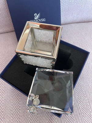 Νέα κοσμηματοθήκη Swarovski Crystalline Treasure Box με κρύσταλλα