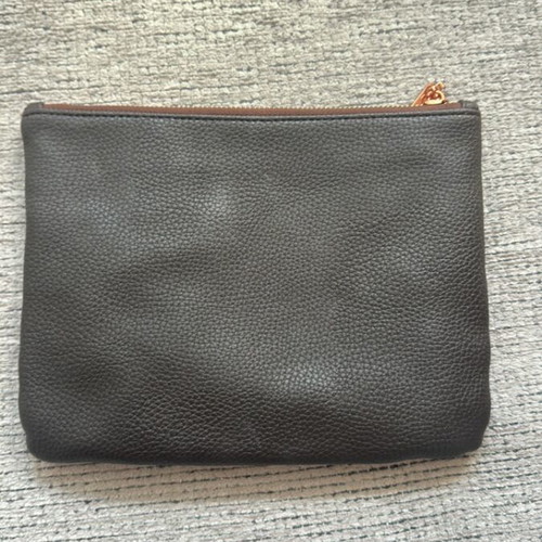 Zoeva toiletry bag like new