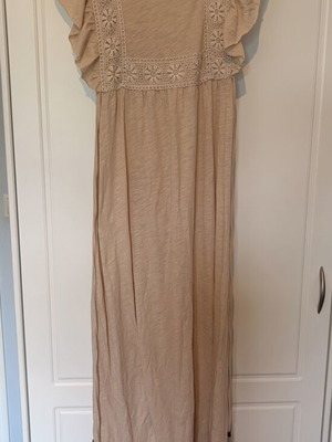 Regalinas summer maxi dress one size beige like new