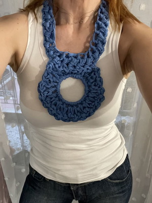 Handmade blue necklace like new