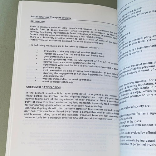 Innovation in Shortsea Shipping book like new, academic maritime study