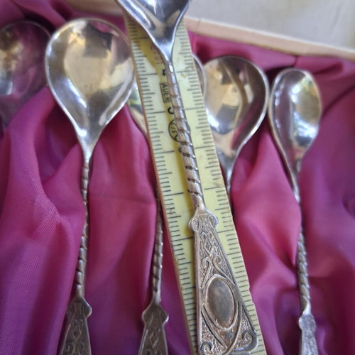 Art Nouveau coffee spoon set like new, collectible