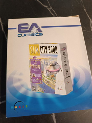 Sim City 2000 for PC used, original with box and contents