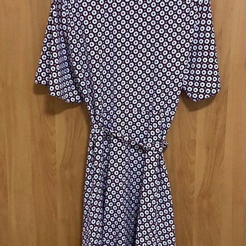 Orion London wrap dress new, size large, blue and red pattern