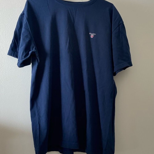 Gant T-shirt used, size L, black and blue