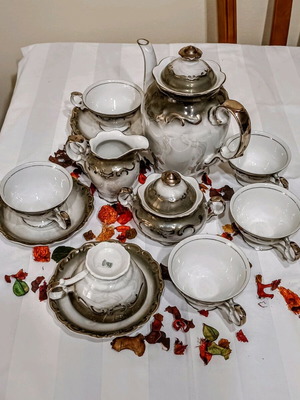 Vintage tea set 1961 like new with embossed decoration