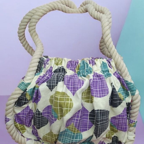 Large statement handbag multicolored new