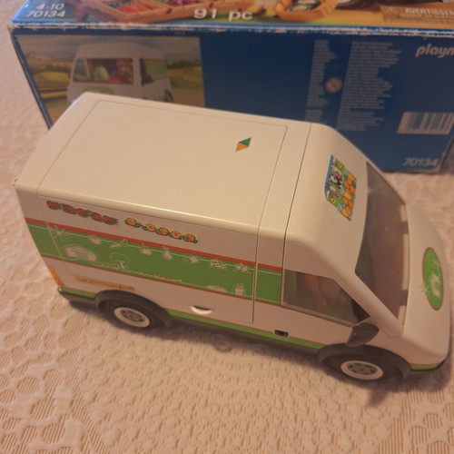 Playmobil Country 70134 like new with box and instructions
