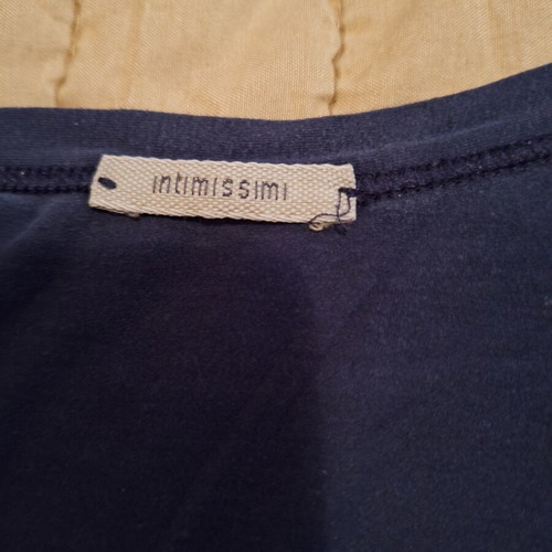 Set of 3 sleeveless tops used, Intimissimi and black cotton