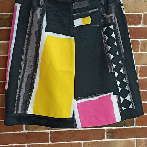 Kenzo women's skirt like new, colorful print, size L