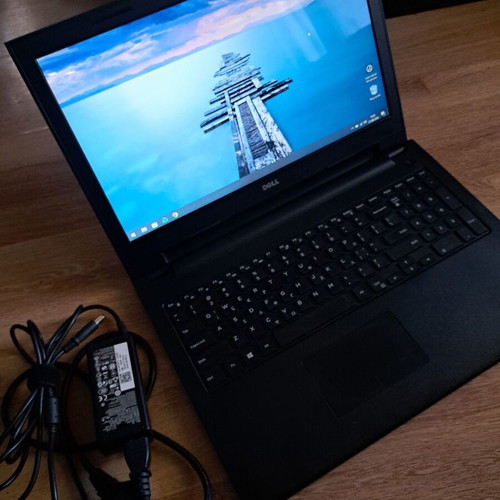 Dell Inspiron 15 3542 Laptop like new, i3 CPU, 8GB RAM, 500GB SSD