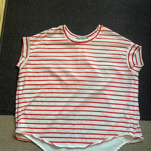 Attitude t-shirts used, size M, red