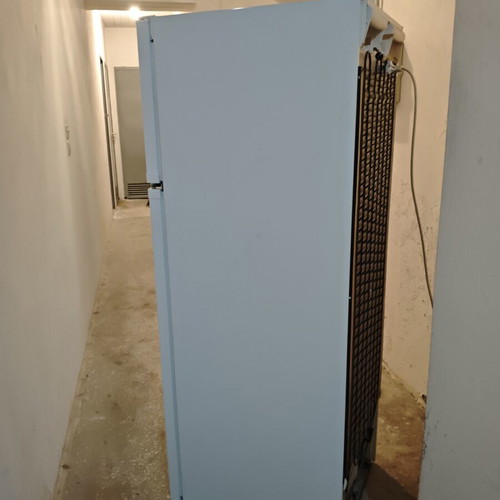 Liebherr 217L fridge freezer, fully functional