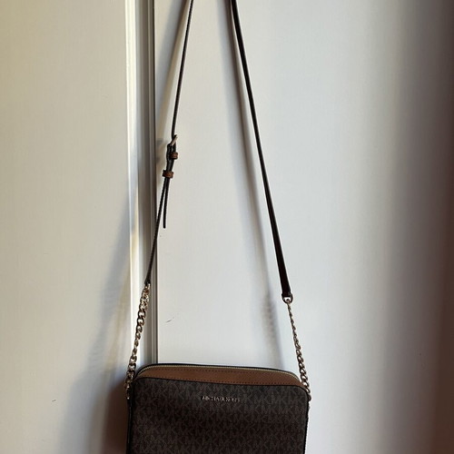 Michael Kors Jet Set Large East West Crossbody bag like new, brown/tan
