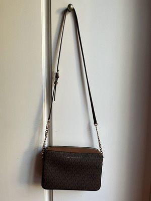 Michael Kors Jet Set Large East West Crossbody τσάντα σαν καινούργιο, καφέ/ταμπά
