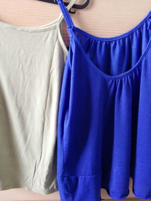 Celestino sleeveless tops like new, set of 2, gray and blue