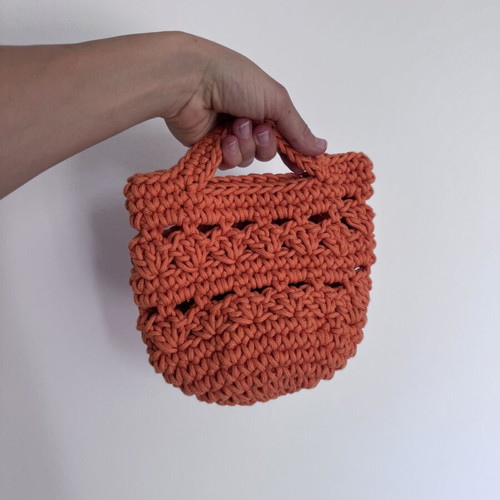 Knitted orange handbag new with strap